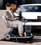 Mobile-Lift_Outside_2.JPG (20679 bytes)